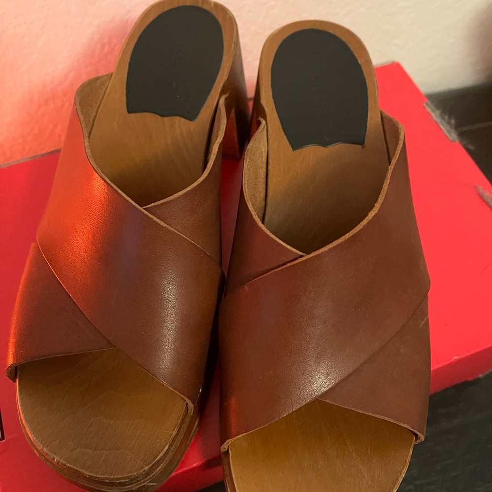 SWEDISH HASBEENS Annette sandal, size 38!